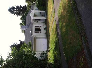 8209 21st Ave NE, Seattle, WA 98115