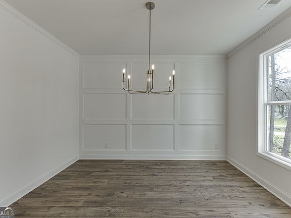 5th image of 1003 Lakeview