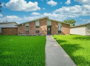 5204 Bartlett Dr, The Colony, TX 75056