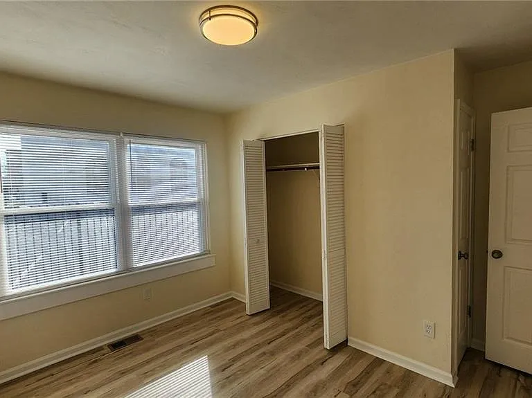 1512 Colonial Ave #B — Photo 16