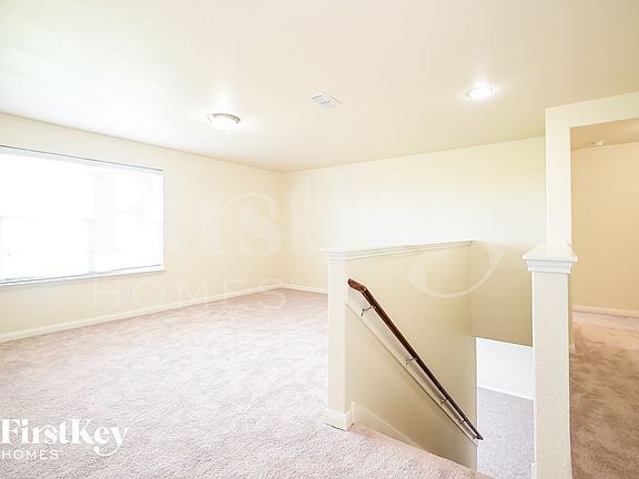 5th image of 4330 Elderberry St