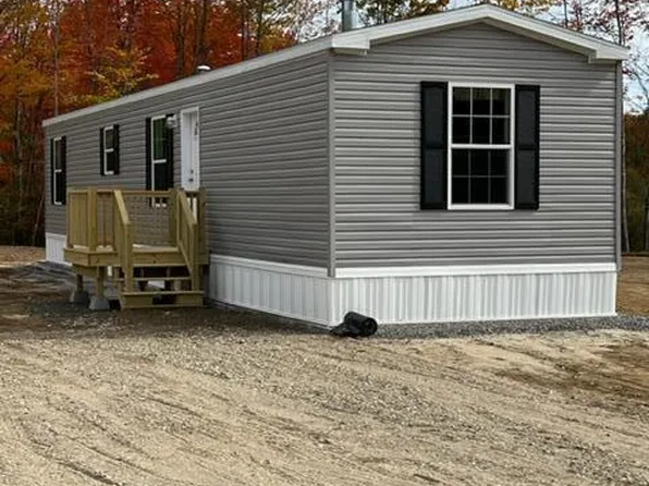 37 Rego Drive, Buxton, ME 04093