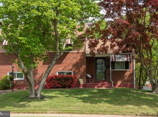 6404 Rolling Ridge Dr, Capitol Heights, MD 20743