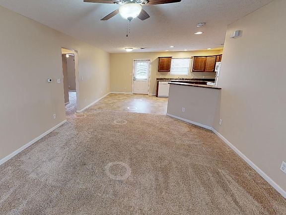 3rd image of 214 Wild Rose Ln