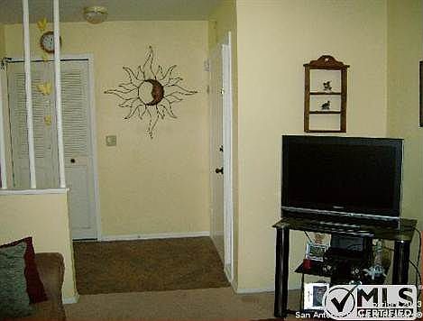 4th image of 9111 Five Forks St