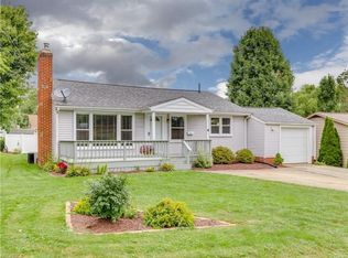 327 Schneider St SE, North Canton, OH 44720
