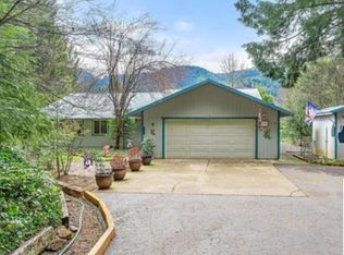 1863 Mill Creek Dr, Prospect, OR 97536