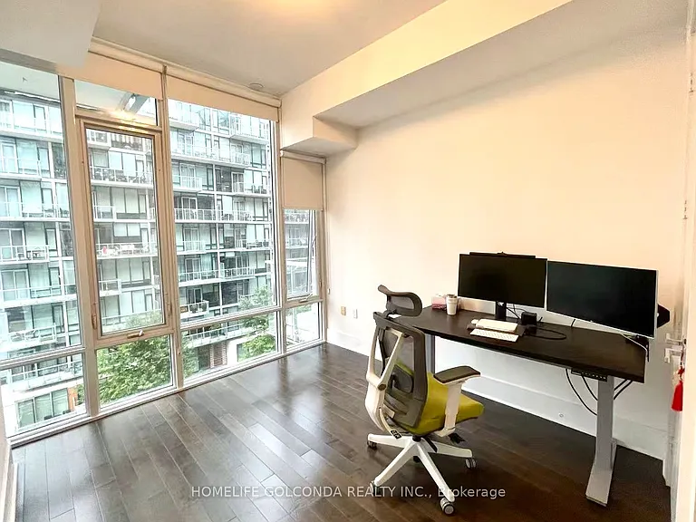 29 Queens Quay E #624 — Photo 17