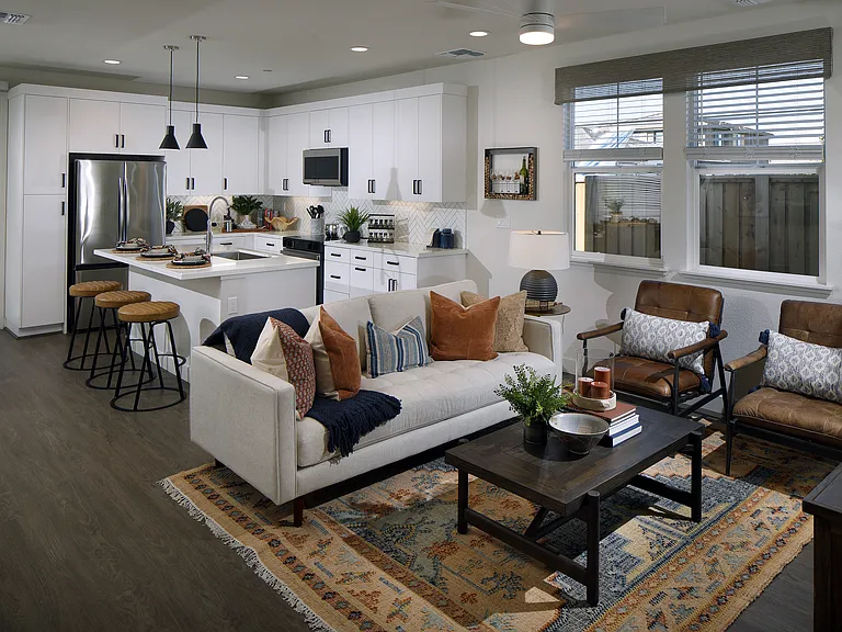 Sierra Vista — Photo 1