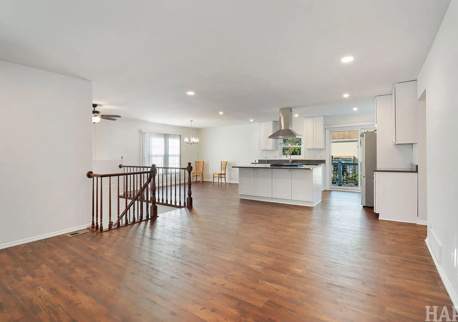 4 bed, 2218 sqft, $3,800 — Photo 4