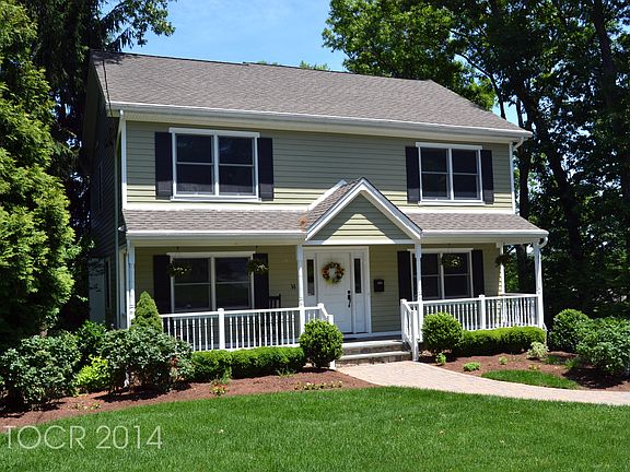2nd image of 14 Oak Ave