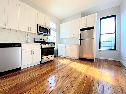 Rented by Highline Residential | media 12
