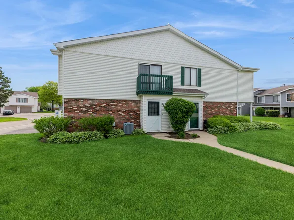 435 Harrison Ct #435, Vernon Hills, IL 60061