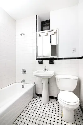 Rented by Keller Williams NYC | media 8