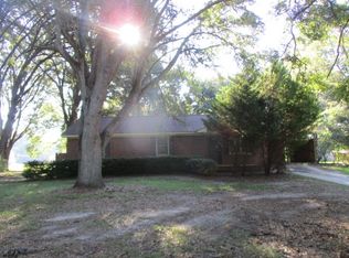 4402 Radium Springs Rd, Albany, GA 31705
