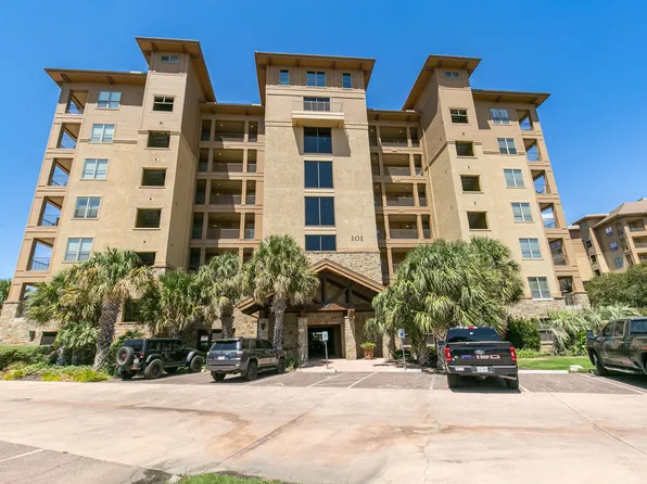 101 West Bank #37, Horseshoe Bay, TX 78657-000
