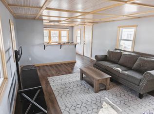 4834 Bay Cir, Tekamah, NE 68061