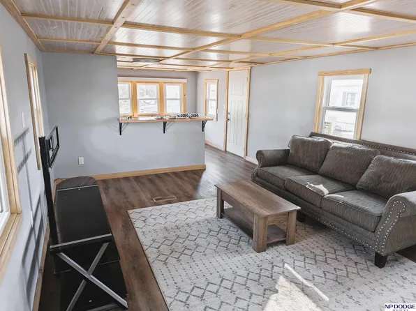 4834 Bay Cir, Tekamah, NE 68061