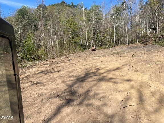 5th image of 1120 Yellow Springs Rd