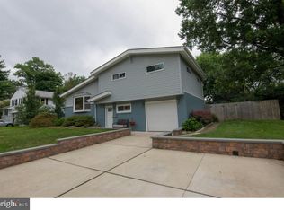 1810 Gravers Ln, Wilmington, DE 19810