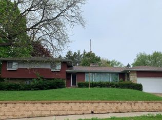838 Barbara St, Sun Prairie, WI 53590