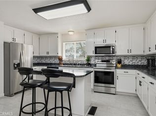 18685 Oak Grove Rd, Hidden Valley Lake, CA 95467