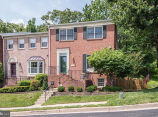 18 Aliceview Ct, Lutherville Timonium, MD 21093