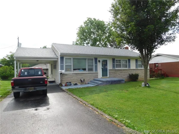 113 N Lincoln Avenue, Salem, IN 47167