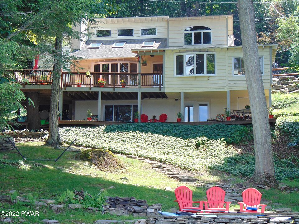 1st image of 138 Waterfront Dr