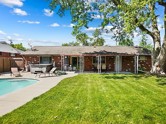 4th image of 5457 Cleander Dr