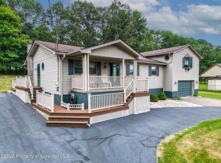 427 Front St, Jessup, PA 18434