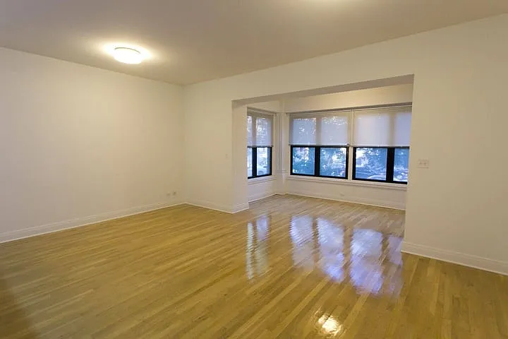 5512 S. Hyde Park Boulevard — Photo 27