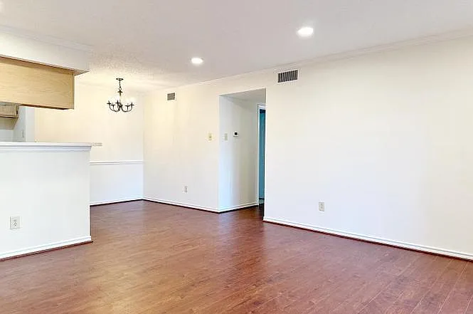 1523 Lincoln Way #204B — Photo 28