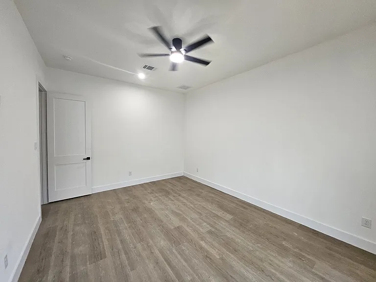 6353 Richmond Ave #133 — Photo 13