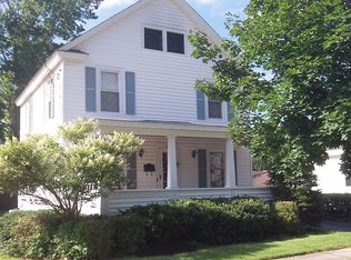 10 Stewart Ave, Glens Falls, NY 12801
