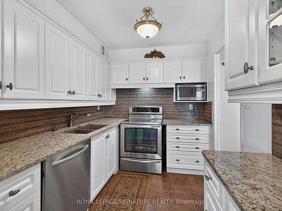 3rd image of 50 Baif Blvd Unit 1210