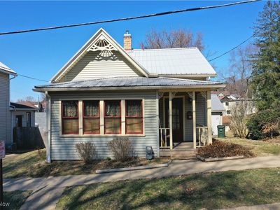 326 E Adams St, Millersburg, OH, 44654