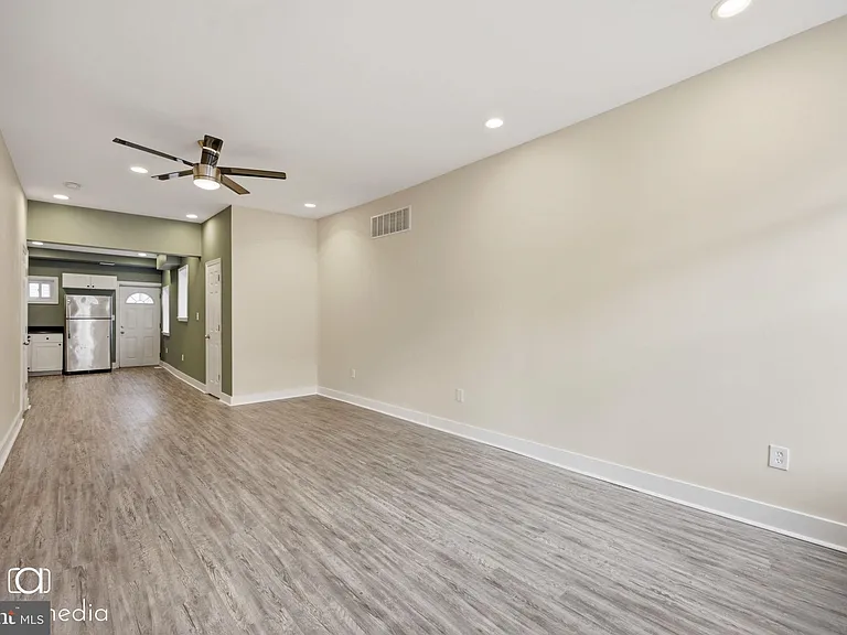 1729 Reed St — Photo 9