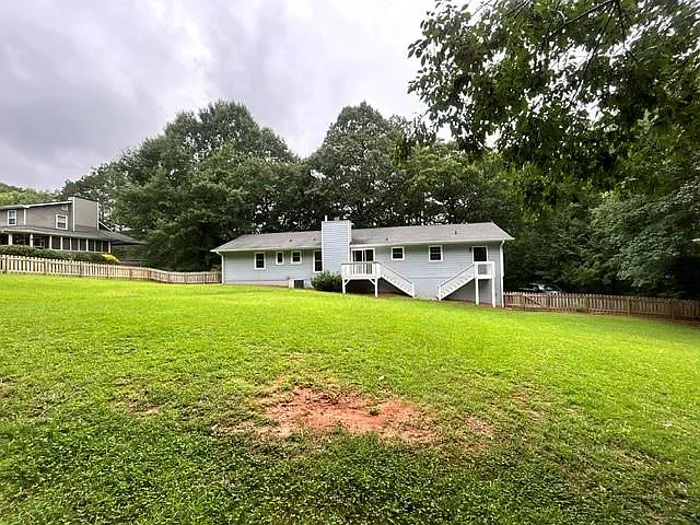 80 Pinehurst Ln — Photo 23