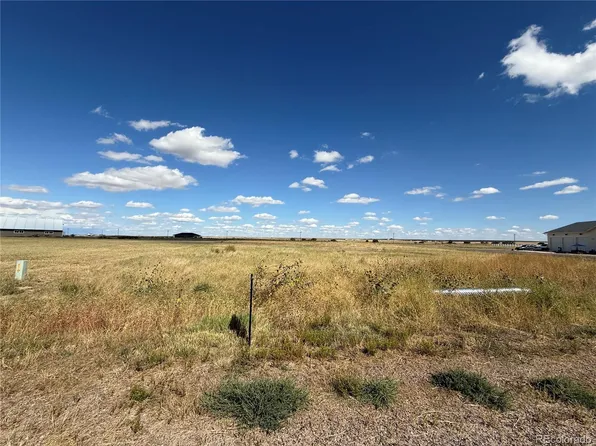 7440 Woodchest Street, Strasburg, CO 80136