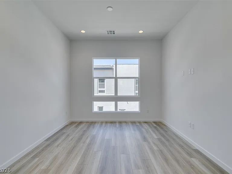 2498 Indigo Mountain St — Photo 38
