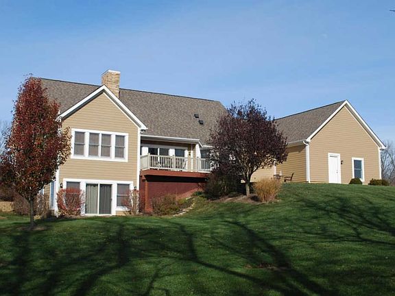 3rd image of 503 Woodland Ct