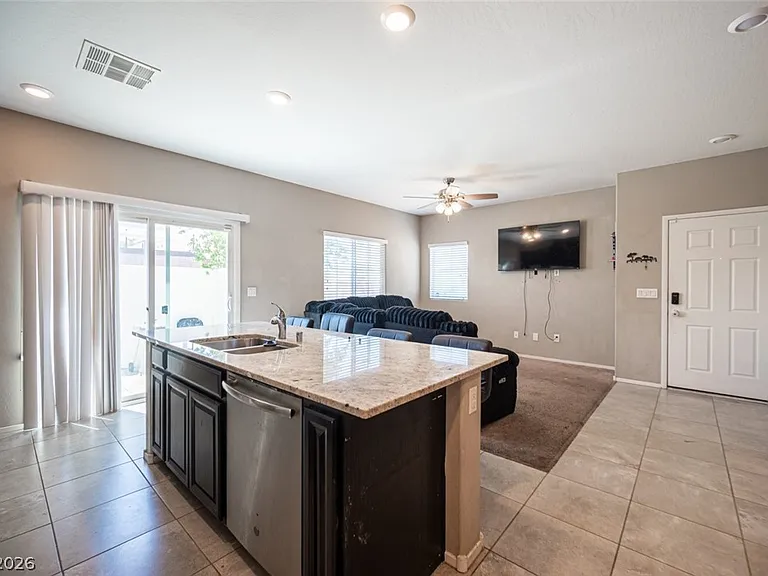 2715 Amazing Meadows Ave #1182 — Photo 10