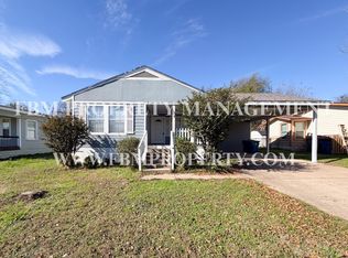 102 Sunset Cir, Alvarado, TX 76009