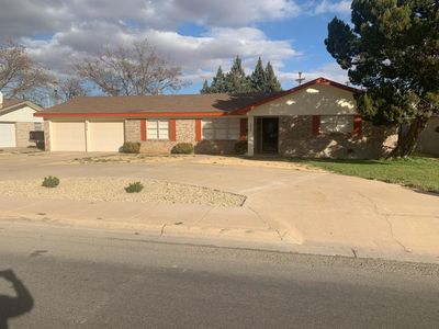 2214 N Fowler St, Hobbs, NM, 88240