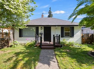 9125 SE Taylor St, Portland, OR