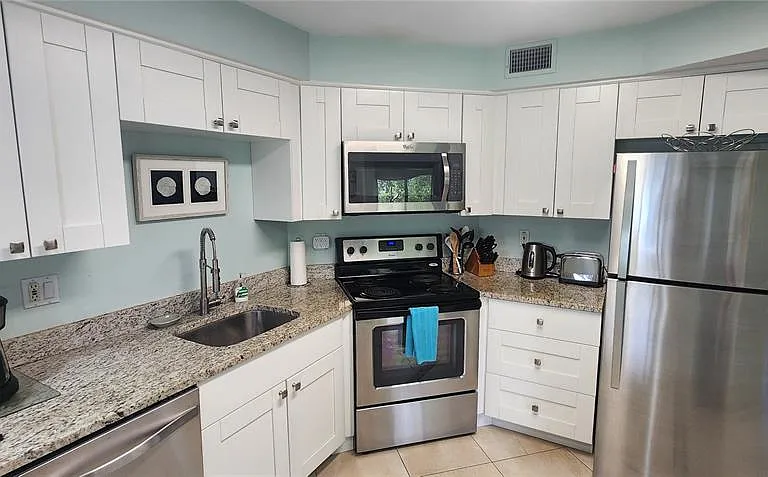 1515 Pinellas Bayway S #62 — Photo 34