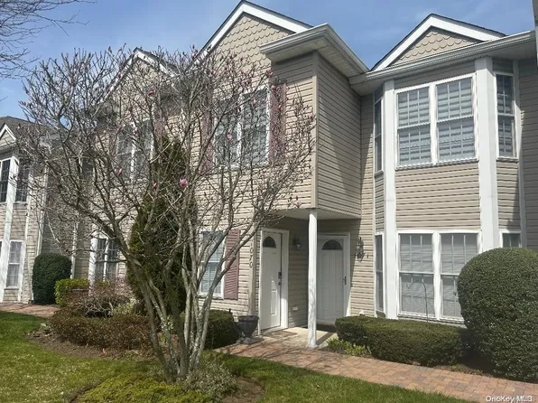1070 Savoy Drive #-, Melville, NY 11747