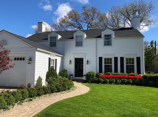 162 Roger Williams Ave, Highland Park, IL 60035