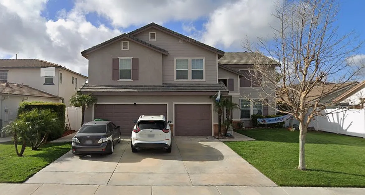 5 bed, 3453 sqft, $3,695 — Photo 1